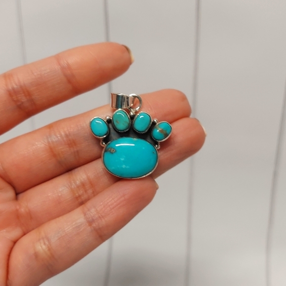 Natural KingmanTurquoise Paw Print Pendant - Picture 1 of 8